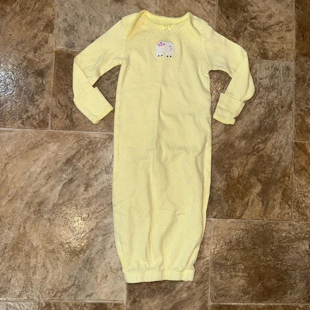 Carter’s baby girl sleeper nightgown pastel yellow white polka dots elephant